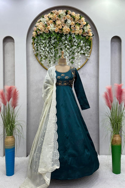 Beautiful Designer Suit On Heavy Phantom Silk Fabric