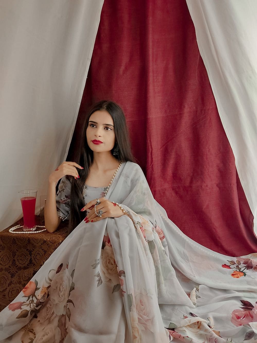 Georgette Printed Saree With Pearl Lace Border