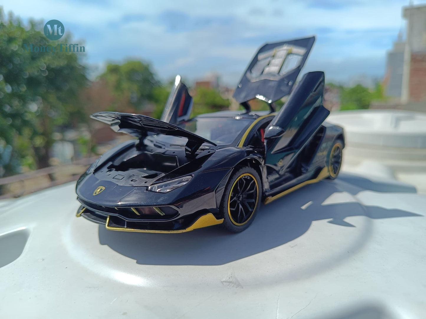 Lamborghini Centenario- Diecast Metal Car | ( 1:24 Scale Simulation Sound and Light Pull Back Series )