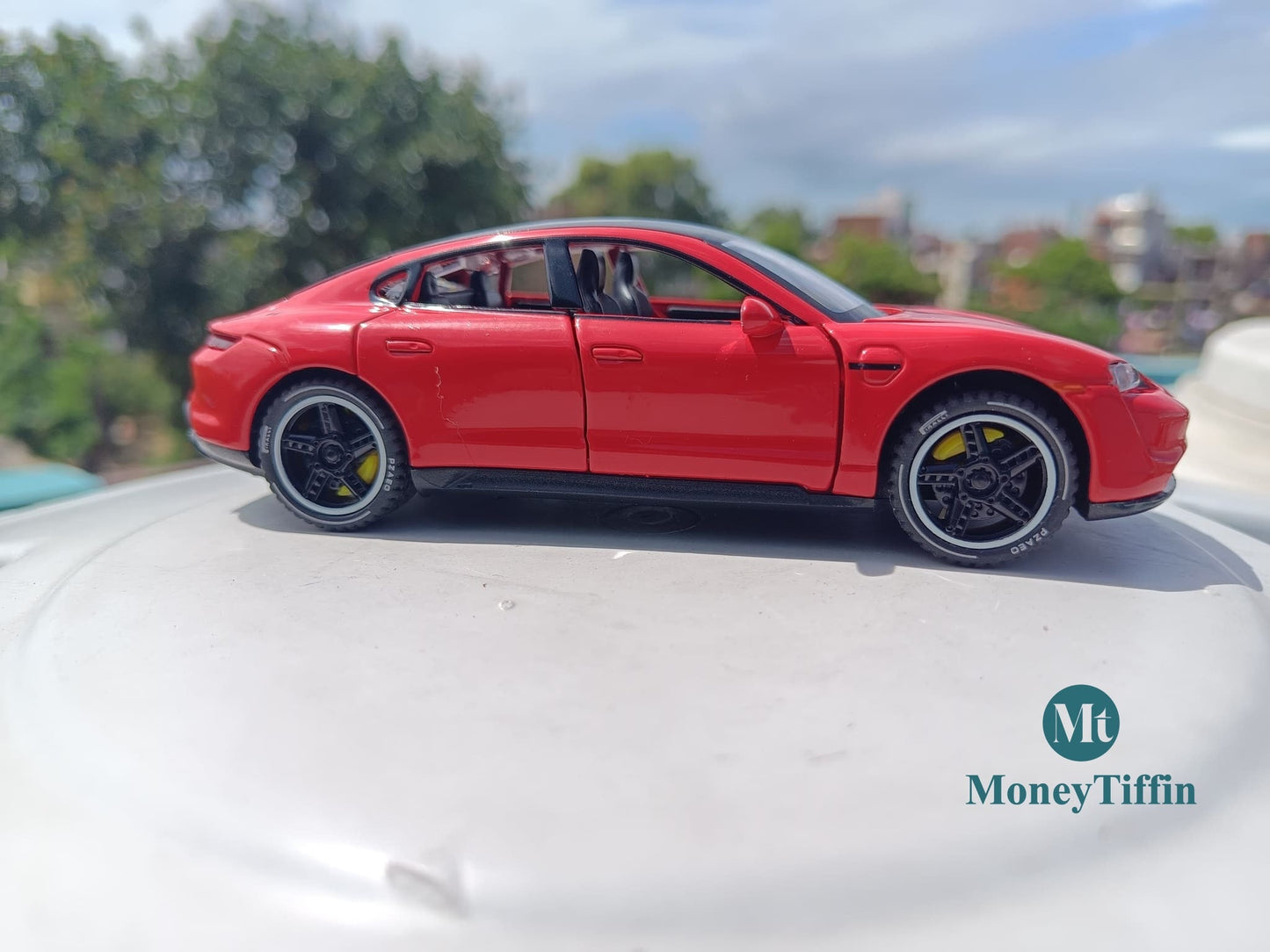 Porche - Diecast Metal Car RED Color ( 1:32 Scale Simulation Sound and Light Pull Back Series )