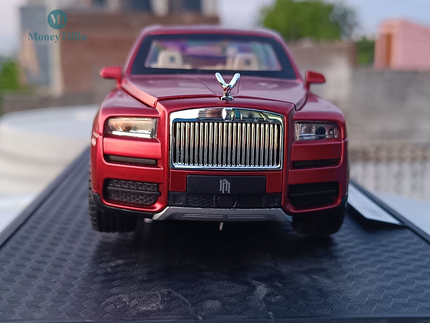 Rolls-Royce Cullinan - Diecast Metal Car RED Color | ( 1:24 Scale Simulation Sound and Light Pull Back Series )